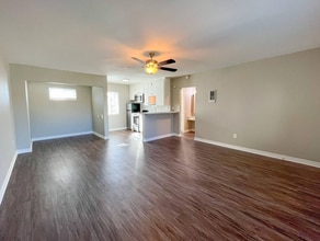 1714 Grismer Ave in Burbank, CA - Building Photo - Building Photo