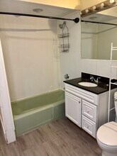 25 Lenox St, Unit 2 R in Lawrence, MA - Building Photo - Building Photo