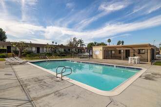 Mollison Garden Apartments in El Cajon, CA - Building Photo - Building Photo