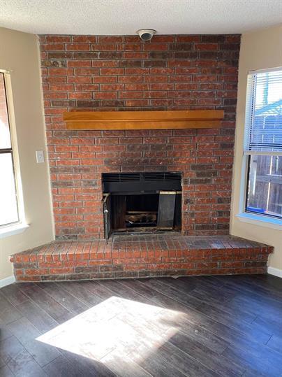 139 Elm St in Lockhart, TX - Building Photo - Building Photo