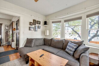 5103 SE 64th Ave in Portland, OR - Building Photo - Building Photo