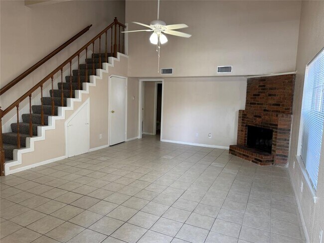 6606 Tamar Dr in Pasadena, TX - Building Photo - Building Photo