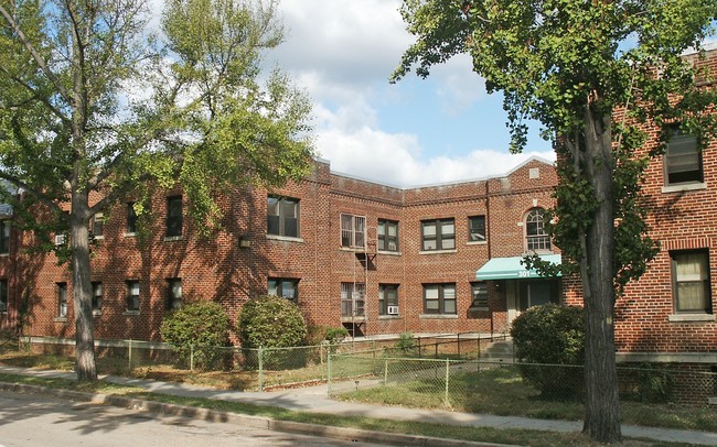 The Delafield Apartments in Washington, DC - Building Photo - Building Photo