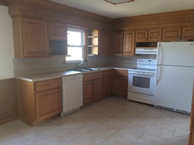 1358 Pottery Rd in Washington, MO - Building Photo - Building Photo