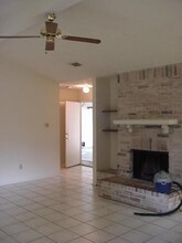 7515 Muirwood Ln in Houston, TX - Foto de edificio - Building Photo