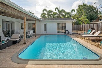 3221 Spanish River Dr in Pompano Beach, FL - Building Photo - Building Photo