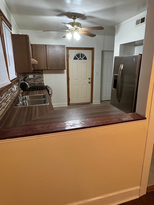 8128 S Marshfield Ave, Unit Second floor in Chicago, IL - Foto de edificio - Building Photo