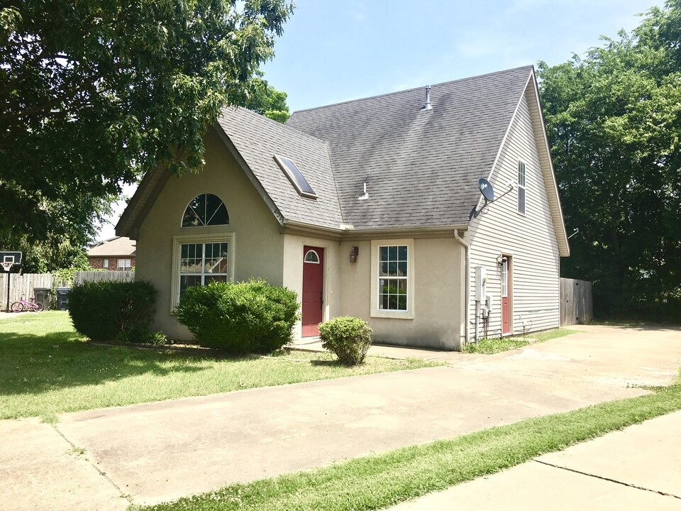 4521 Montego Bay Cove in Jonesboro, AR - Building Photo