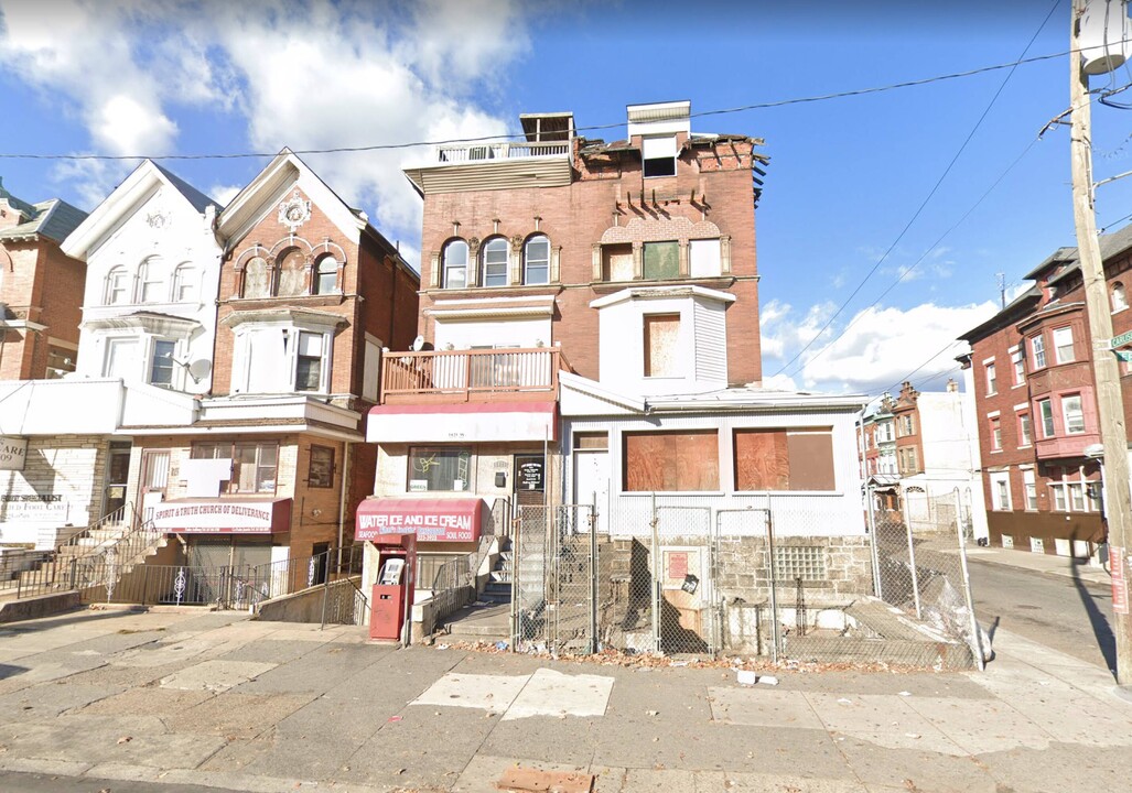 1421 W Erie Ave in Philadelphia, PA - Building Photo