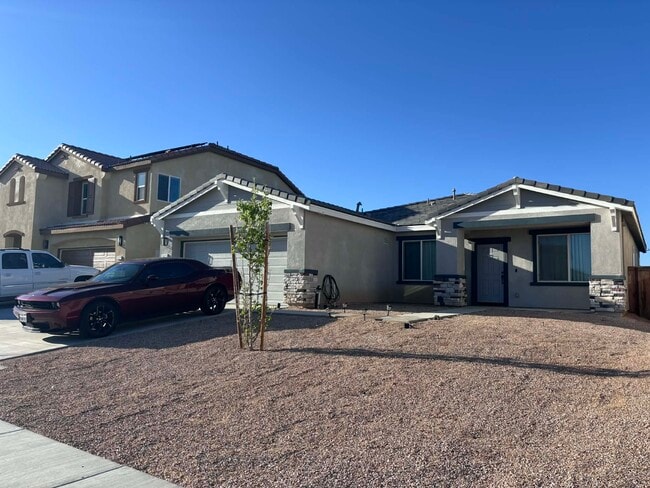 property at 3421 Andrew Ave