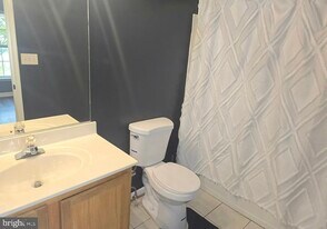 13907 Edwall Dr in Upper Marlboro, MD - Building Photo