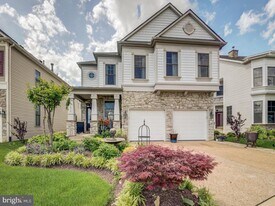 5672 Tower Hill Cir in Alexandria, VA - Building Photo