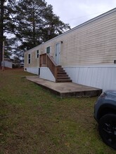 4379 GA-42 in Ellenwood, GA - Building Photo - Building Photo