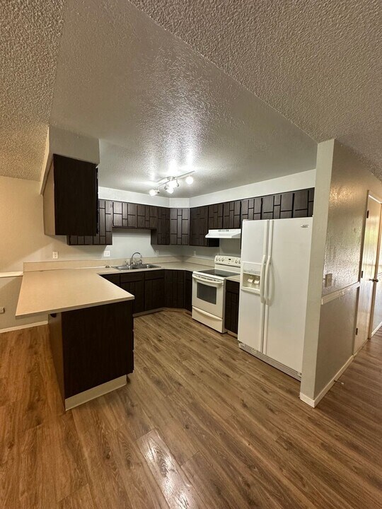10611 W Hinsdale St in Boise, ID - Building Photo