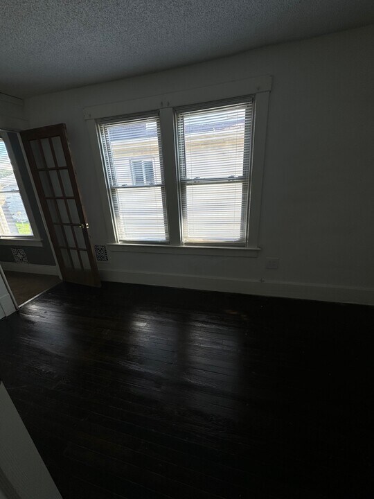 1720 Constitution Blvd in New Kensington, PA - Building Photo
