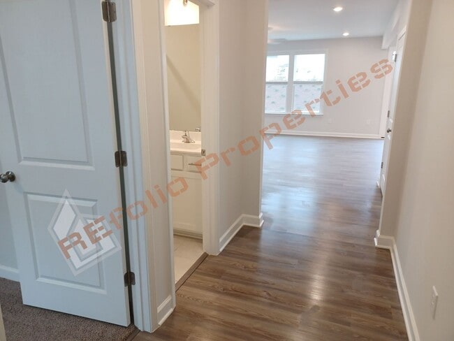 98 Alder Creek Ct in Clayton, NC - Building Photo - Building Photo