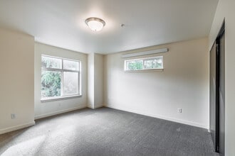 Blueberry Tri-Plex in Bellingham, WA - Building Photo - Interior Photo