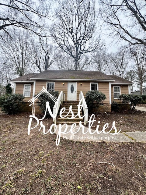 property at 325 Southampton Dr