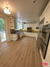 129 S Elm Dr in Beverly Hills, CA - Building Photo - Building Photo