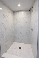 510 Main St in Farmington, NH - Building Photo