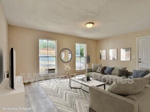 851 Bert Rd in Jacksonville, FL - Building Photo - Building Photo