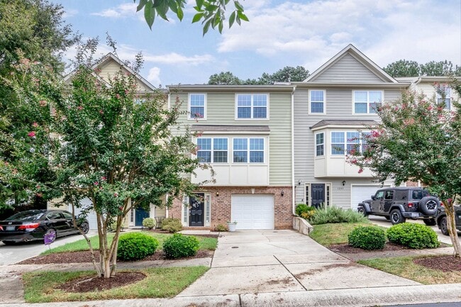 property at 1203 Heritage Links Dr