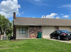 801 N Brown St in Sapulpa, OK - Building Photo - Building Photo