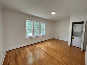 3018 N Karlov Ave in Chicago, IL - Building Photo - Building Photo