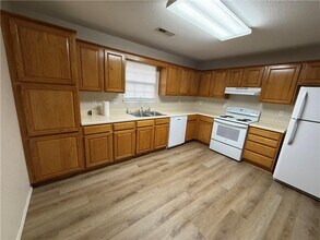 1160 N Boxley Ave in Fayetteville, AR - Building Photo - Building Photo