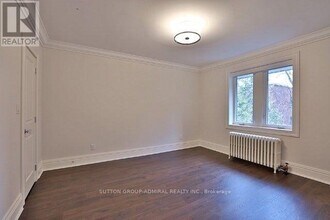 15 Highbourne Rd in Toronto, ON - Building Photo - Building Photo