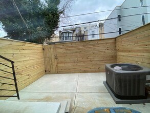 3862 Olive St in Philadelphia, PA - Building Photo - Building Photo