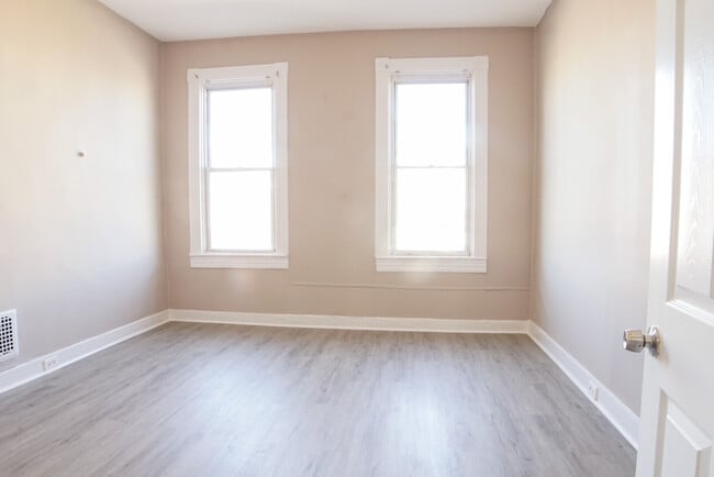 2705 Orleans St in Baltimore, MD - Building Photo - Building Photo