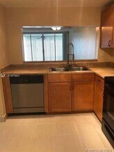 1911 Sabal Palm Dr in Davie, FL - Building Photo - Building Photo