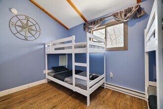 163 Cambridge Ct in Bushkill, PA - Foto de edificio - Building Photo