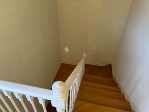 327 E Rosewood Ave in San Antonio, TX - Building Photo - Building Photo