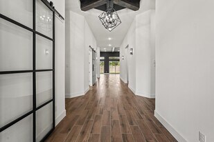 3607 Wellborn Dr in Fulshear, TX - Building Photo