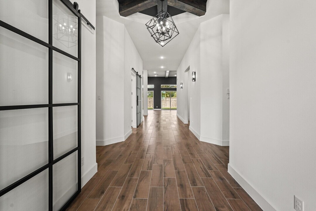 3607 Wellborn Dr in Fulshear, TX - Foto de edificio