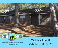 227 Franklin St in Zebulon, GA - Building Photo