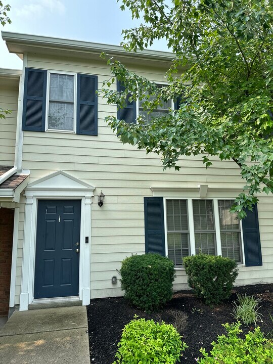 113 Cages Rd, Unit 2 in Hendersonville, TN - Building Photo