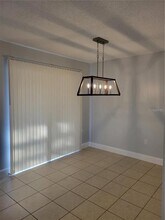 807 McLain Ct in Tavares, FL - Building Photo - Building Photo
