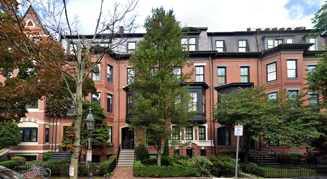 301 Marlborough St, Unit 9 in Boston, MA - Building Photo - Building Photo