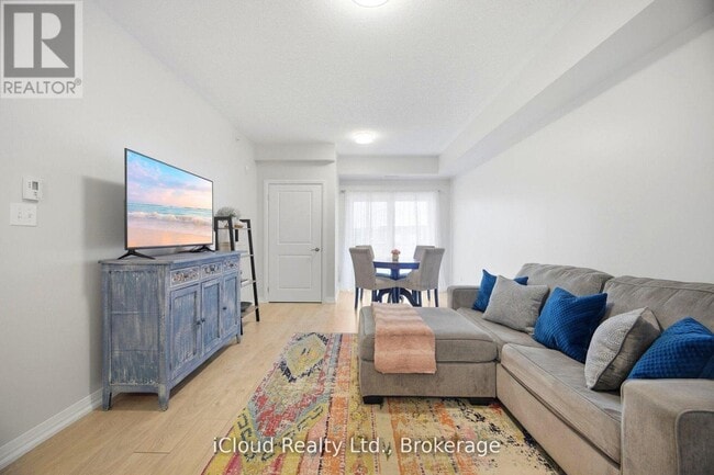 property at 295 Cundles Rd E