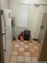 1758 Commonwealth Ave in Boston, MA - Foto de edificio - Building Photo