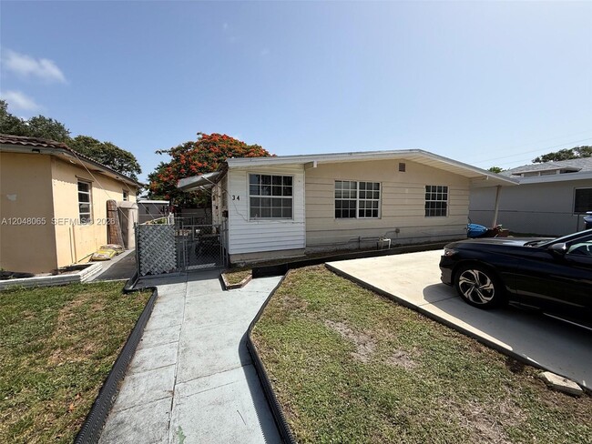34 SW 5th St