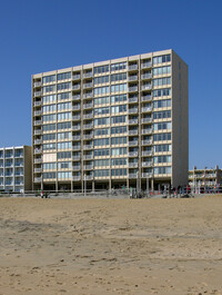 Edgewater Condominiums in Virginia Beach, VA - Building Photo - Building Photo