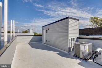 1221 W Lehigh Ave in Philadelphia, PA - Building Photo - Building Photo