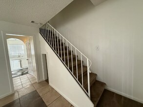 3337 21st Ave in Sacramento, CA - Building Photo - Building Photo