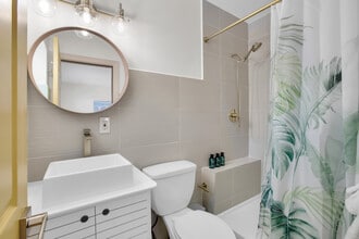 1840 SW 24th St in Fort Lauderdale, FL - Building Photo - Building Photo