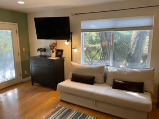 26036 Clover Rd, Unit Fairview Retreat in Hayward, CA - Building Photo - Building Photo