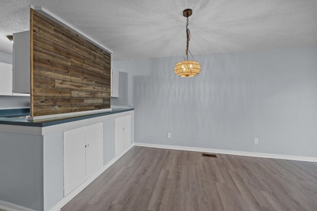 1204 Harbourside Dr in New Bern, NC - Building Photo - Building Photo